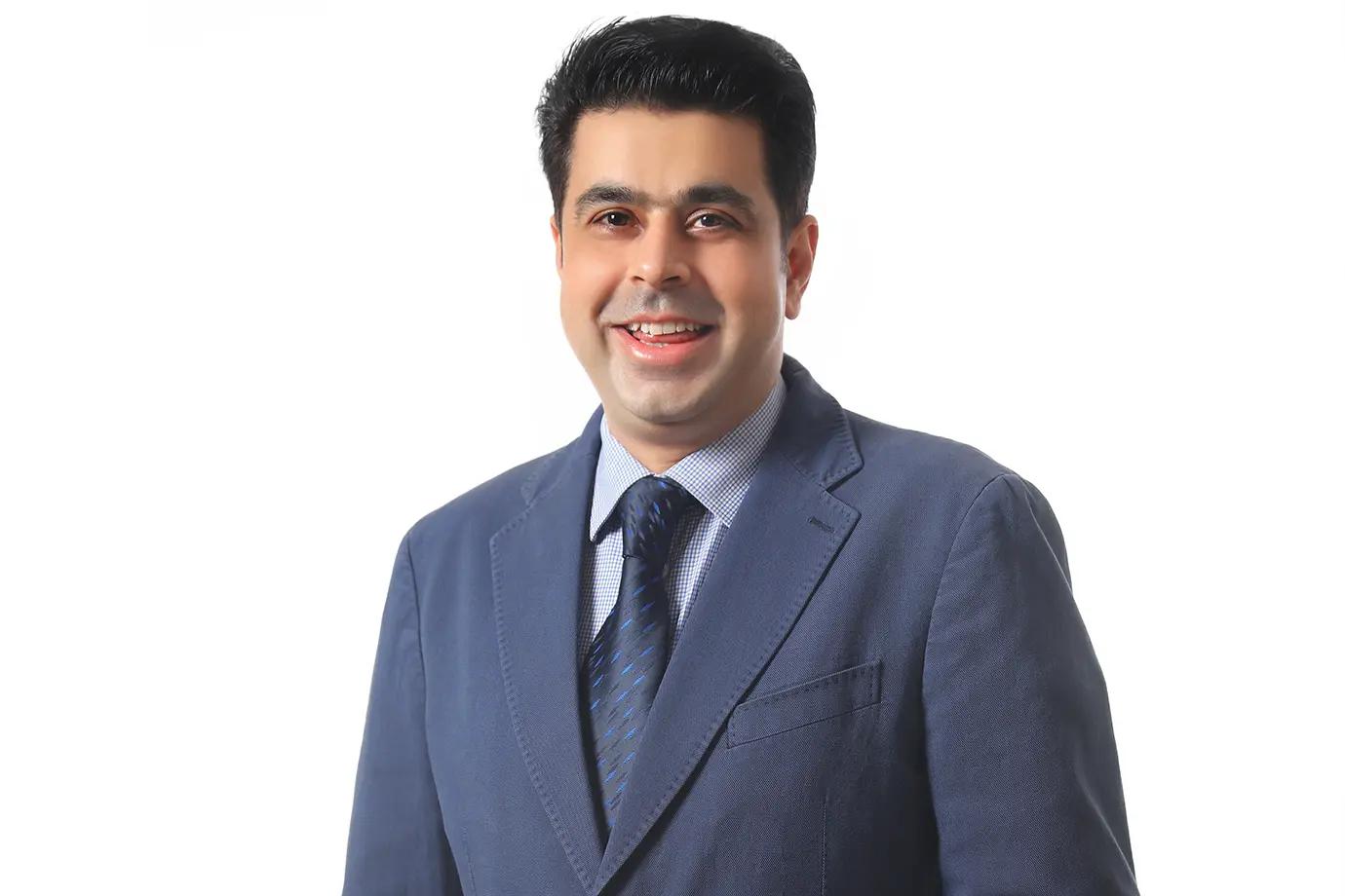 Ali Forouzesh - Product Specialist